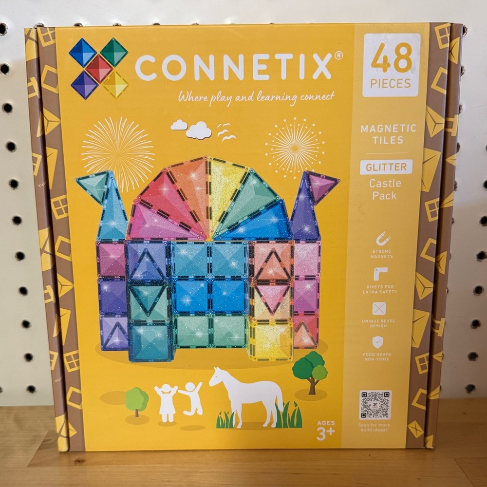 Brand New 48-Piece Glitter Castle Pack Magnetic Tiles - Connetix